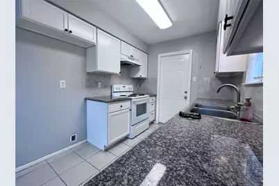 10135 Fernstone Lane, Houston, TX 77070 - Photo 6