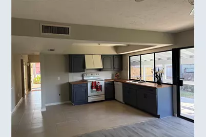 15730 Corsair Road, Houston, TX 77053 - Photo 4