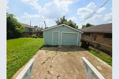 3603 E Lockwood Drive, Houston, TX 77026 - Photo 22