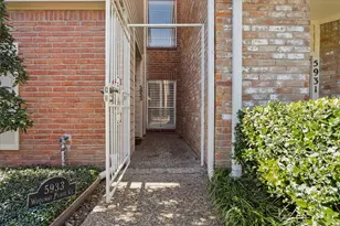 5933 Woodway Place Ct, Houston, TX 77057 - Photo 2