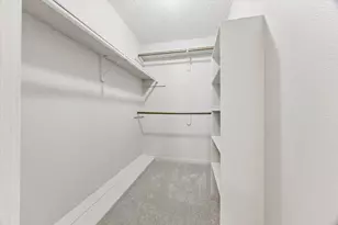 5933 Woodway Place Ct, Houston, TX 77057 - Photo 16