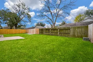 15427 Pebble Lake Dr, Houston, TX 77095 - Photo 32