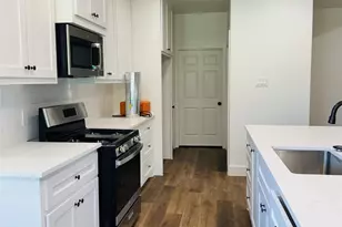 8437 Winthrop St, Houston, TX 77075 - Photo 4
