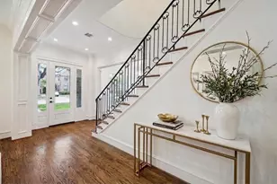 3917 Tennyson St, West University Place, TX 77005 - Photo 2