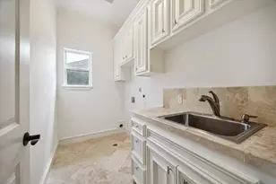 3917 Tennyson St, West University Place, TX 77005 - Photo 40