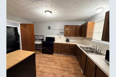 1322 Avenue N #B, Huntsville, TX 77340 - Photo 10