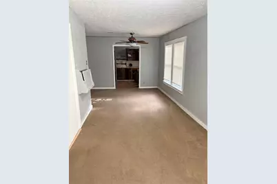1322 Avenue N #B, Huntsville, TX 77340 - Photo 4