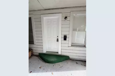 1322 Avenue N #B, Huntsville, TX 77340 - Photo 2