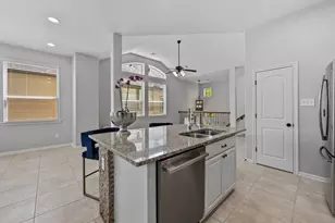 18550 Jasmine Garden Pl, Humble, TX 77346 - Photo 10