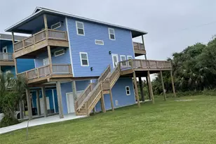 14142 Miramar Dr, Galveston, TX 77554 - Photo 2