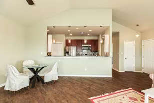 25126 Sausalito Dr, Galveston, TX 77554 - Photo 10