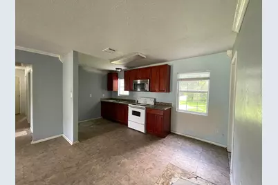 5746 Groveton Street, Houston, TX 77033 - Photo 4