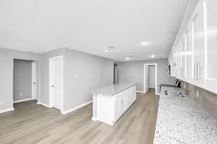 6832 Foster St, Houston, TX 77021 - Photo 12