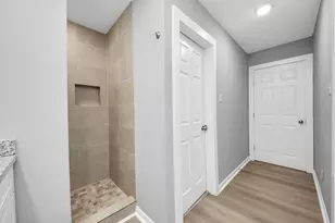 6832 Foster St, Houston, TX 77021 - Photo 32
