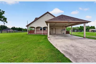390 County Road 4871, Dayton, TX 77535 - Photo 32