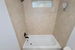 2418 Ralph St, Houston, TX 77006 - Photo 38