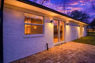 2019 Magnolia Dr, La Marque, TX 77568 - Photo 26