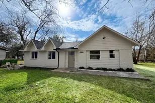 2019 Magnolia Dr, La Marque, TX 77568 - Photo 4