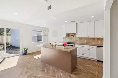 2019 Magnolia Drive, La Marque, TX 77568 - Photo 10