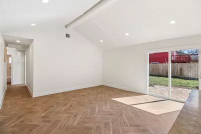 2019 Magnolia Drive, La Marque, TX 77568 - Photo 6