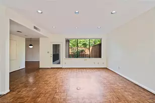 5300 Mercer St, Houston, TX 77005 - Photo 8