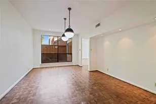 5300 Mercer St, Houston, TX 77005 - Photo 10