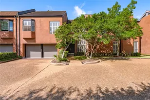 5300 Mercer St, Houston, TX 77005 - Photo 1