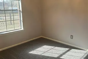 2806 Dove Tree Dr, Alvin, TX 77511 - Photo 4