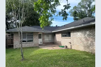 13611 Fernhill Drive, Sugar Land, TX 77498 - Photo 6