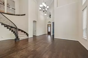 13909 N Lake Branch Ln, Houston, TX 77044 - Photo 12