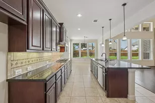 13909 N Lake Branch Ln, Houston, TX 77044 - Photo 14
