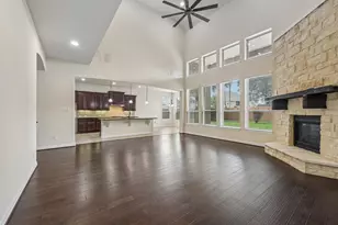 13909 N Lake Branch Ln, Houston, TX 77044 - Photo 10
