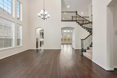 13909 N Lake Branch Lane, Houston, TX 77044 - Photo 2