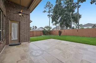 13909 N Lake Branch Ln, Houston, TX 77044 - Photo 42