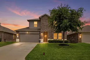 2218 Strong Horse Dr, Conroe, TX 77301 - Photo 2