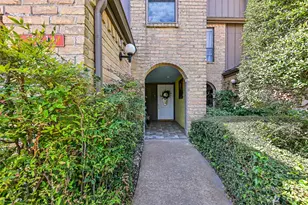 18214 Bal Harbour Dr, Nassau Bay, TX 77058 - Photo 6