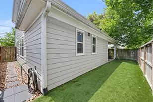 909 E 33rd St, Houston, TX 77022 - Photo 34