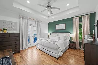 909 E 33rd Street, Houston, TX 77022 - Photo 20