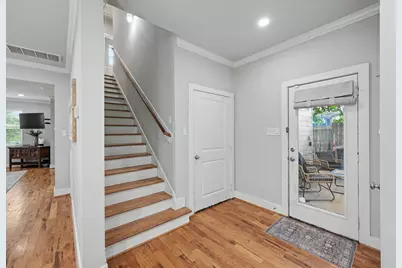 909 E 33rd Street, Houston, TX 77022 - Photo 16