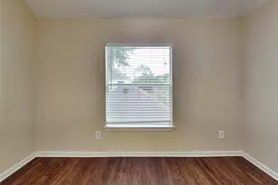 141 S Laguna Pointe Dr, League City, TX 77573 - Photo 14