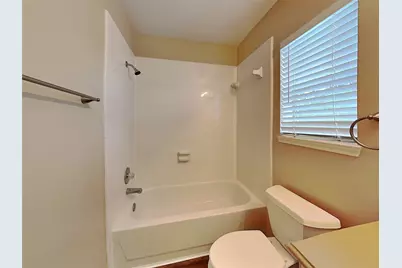 141 S Laguna Pointe Drive, League City, TX 77573 - Photo 16