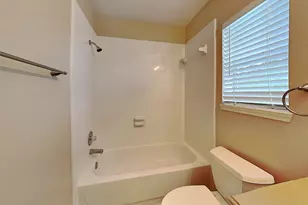 141 S Laguna Pointe Dr, League City, TX 77573 - Photo 16