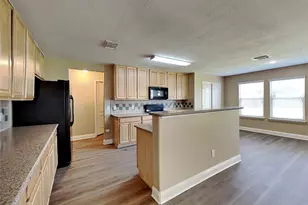 3710 Mystic Meadows Ln, Friendswood, TX 77546 - Photo 2