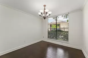 1881 Bering Dr, Houston, TX 77057 - Photo 4