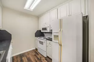 16317 Sun View Ln, Conroe, TX 77302 - Photo 6