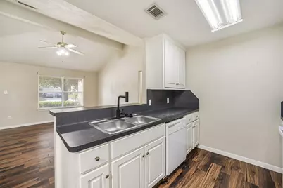 16317 Sun View Lane, Conroe, TX 77302 - Photo 8