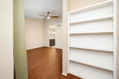 7575 Cambridge Street #1604, Houston, TX 77054 - Photo 14