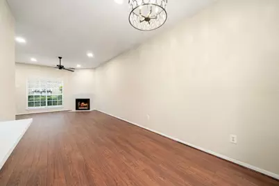 7575 Cambridge Street #1604, Houston, TX 77054 - Photo 6