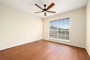 7575 Cambridge St, Houston, TX 77054 - Photo 18
