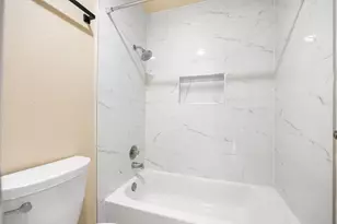 7575 Cambridge St, Houston, TX 77054 - Photo 16